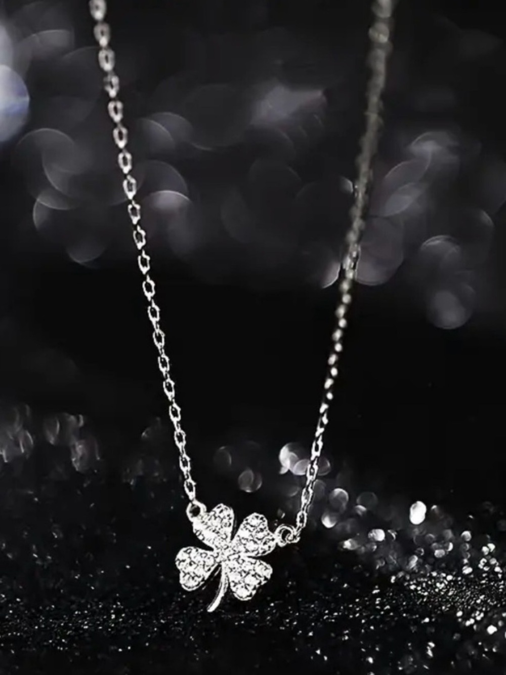 Silver Tone Clover Pendant Necklace - Silver